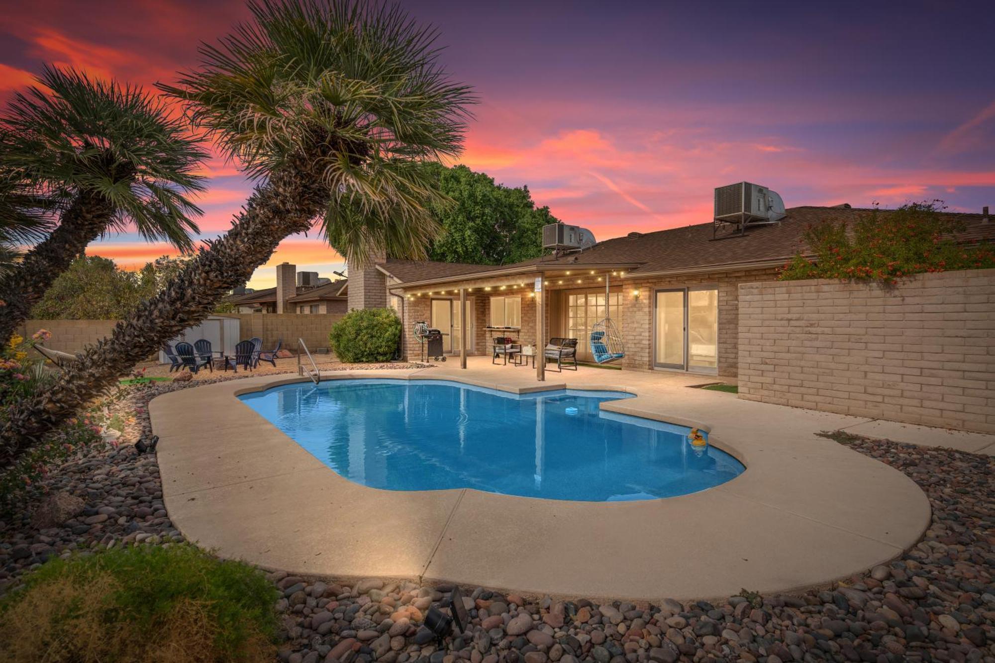 Desert Oasis With Pool And Games Holiday home Phoenix