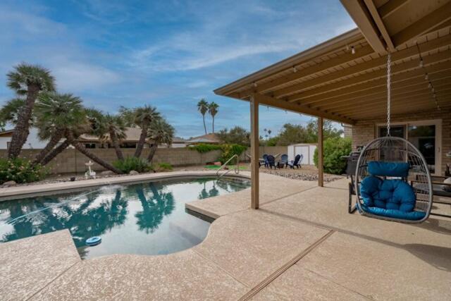 Holiday home Desert Oasis With Pool And Games