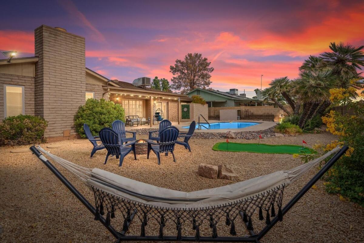 Holiday home Desert Oasis With Pool And Games Phoenix